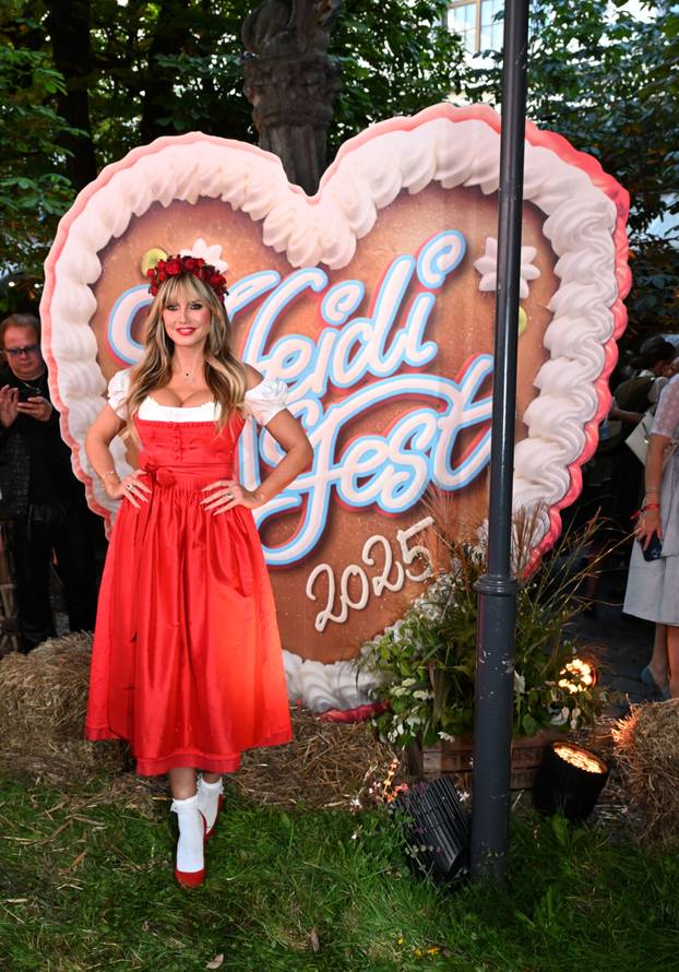 Red carpet in front of Heidi Klum's "HeidiFest"