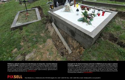 Otklizalo groblje: Preminule će ekshumirati i ponovno ukopati 