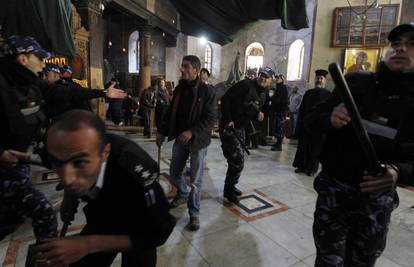 Svećenici su se potukli dok su čistili baziliku u Betlehemu