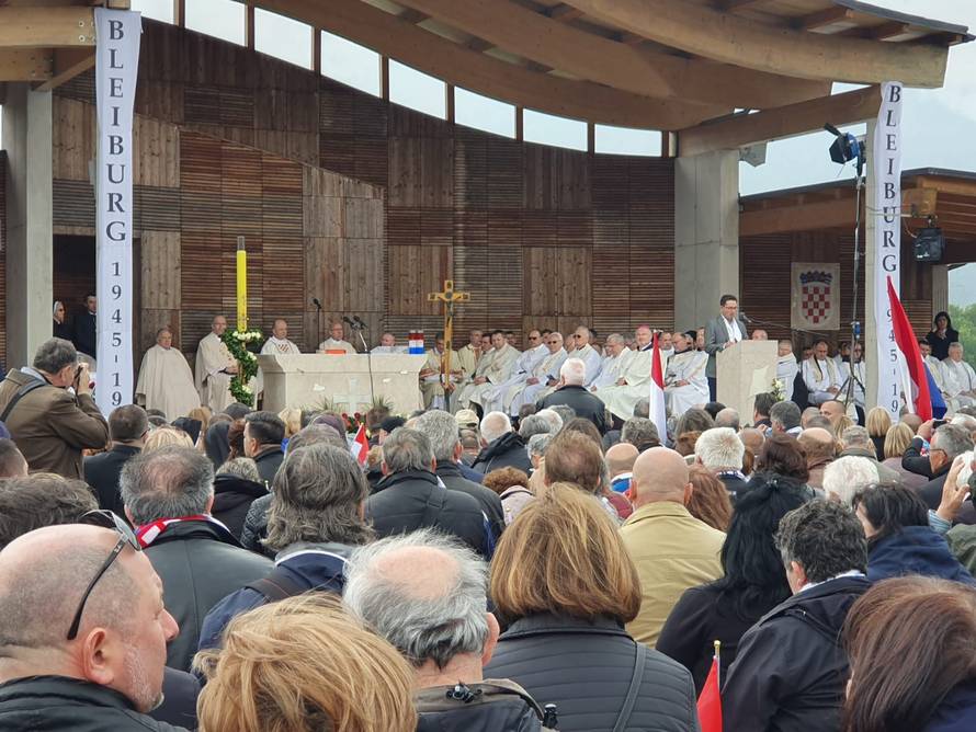 Incident u Bleiburgu: Priveli su čovjeka zbog uzdignute desnice