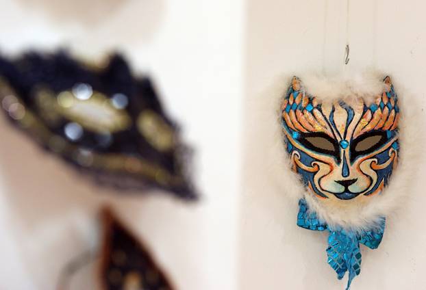 U Šibeniku otvorena izložba veličanstvenih maski i krinki