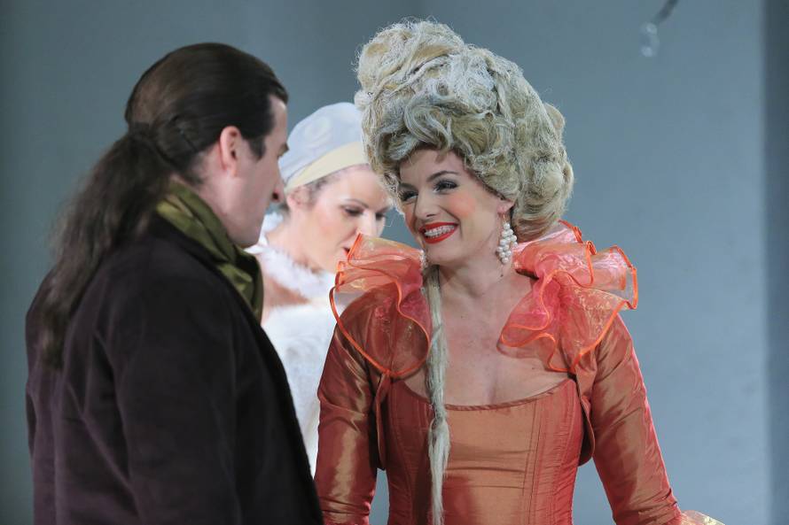 Nives ostvarila san: Zablistala je na daskama osječkog HNK