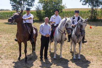 FOTO Otvorena je 13. Šokačka alka u Selcima Đakovačkim