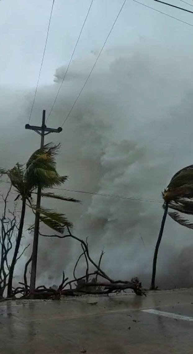 Hurricane Iota makes landfall in San Andres, Colombia