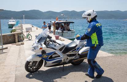 Pomorska nesreća u Istri: Brodom udario u obalu