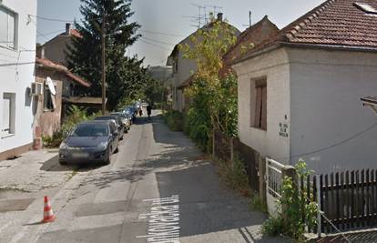 Urušila se kuća, zagrebački  vatrogasci osiguravaju objekt od nastavka urušavanja