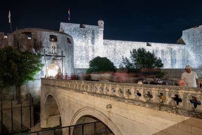 Dubrovnik u večernjim satima