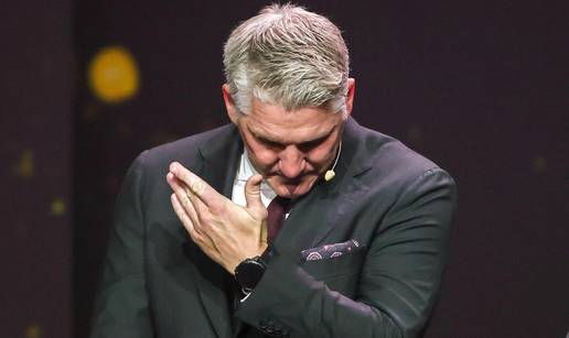 Schweinsteiger se slomio, a kraj njega stajala žena zbog koje mu je navodno propao brak s Anom