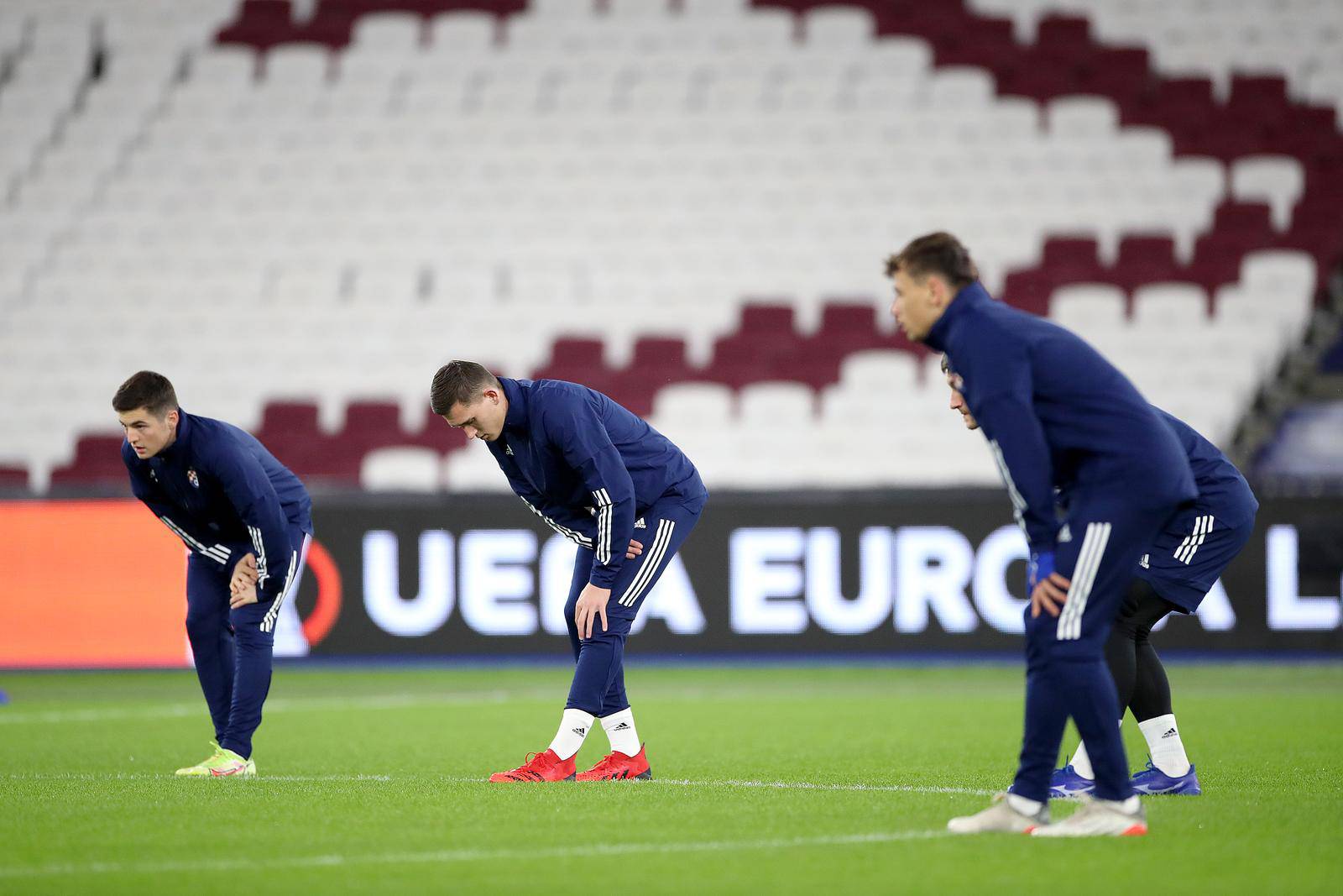 Dinamo u Londonu odradio večernji trening