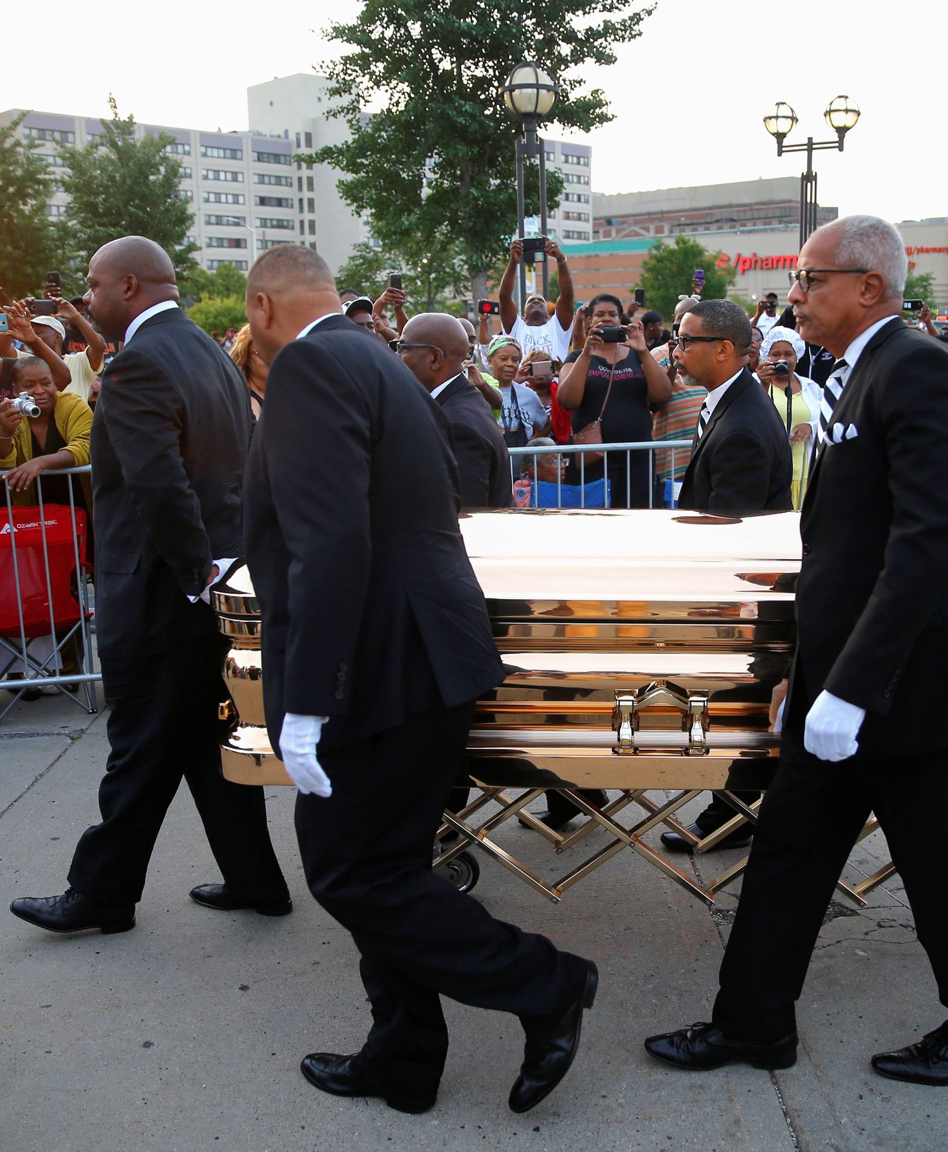 The casket carrying the late singer Aretha Franklin arrives at the Charles H. Wright Museum of African-American History where she will lie in state for two days of public viewing, in Detroit