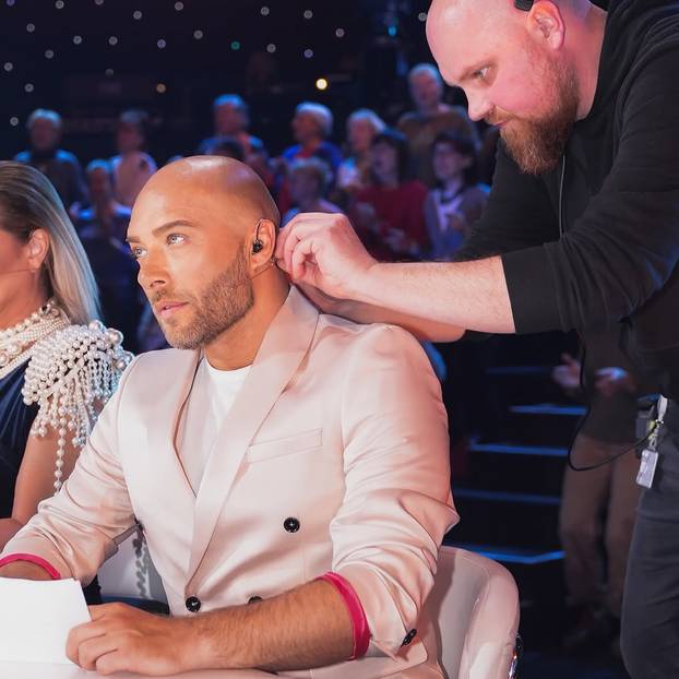 FOTO Na ovog Slavonca žene okidaju, a on pod svaku cijenu krije koga ljubi zadnjih godina