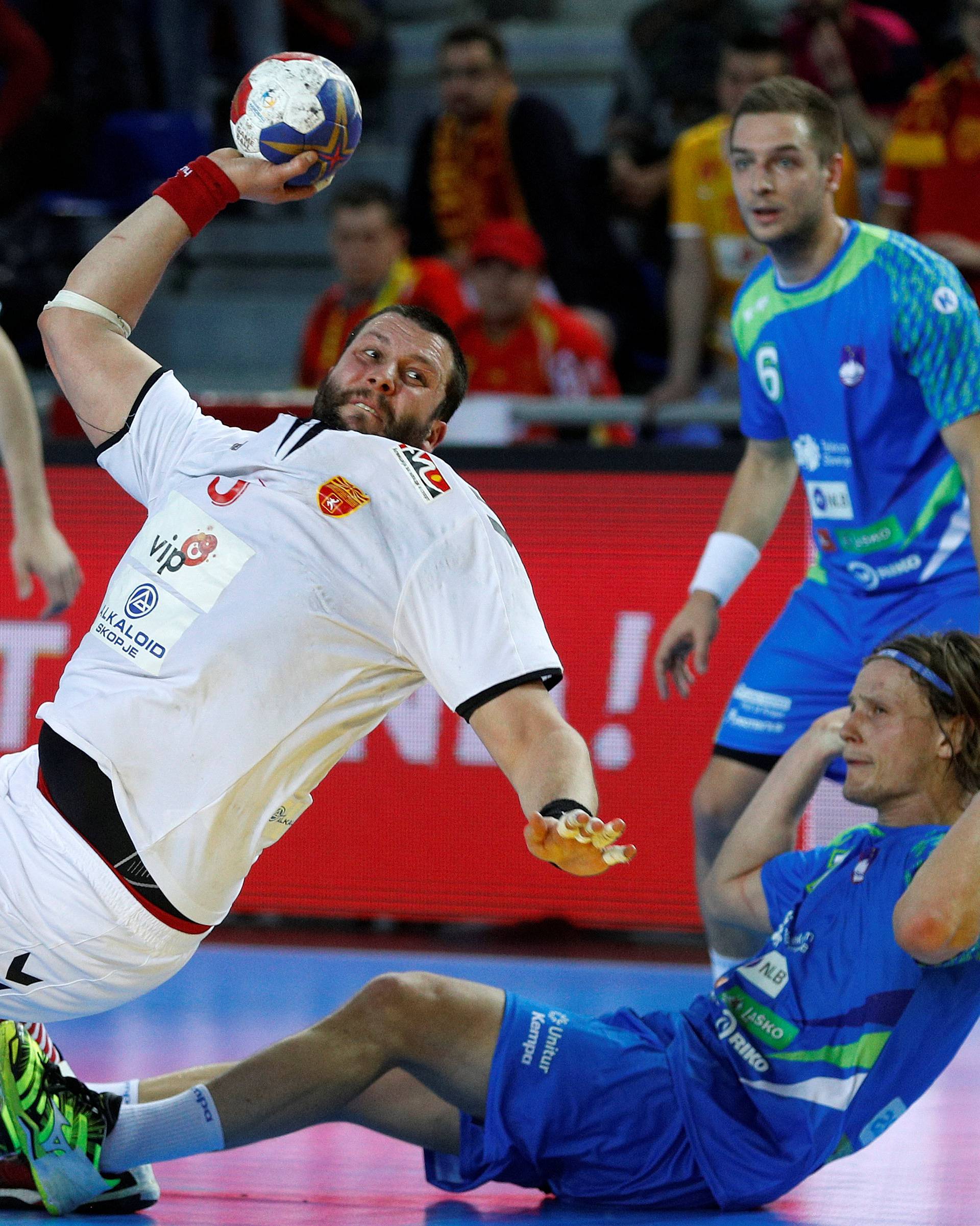 Men's Handball - Slovenia v Macedonia - 2017 Men's World Championship Main Round - Group B