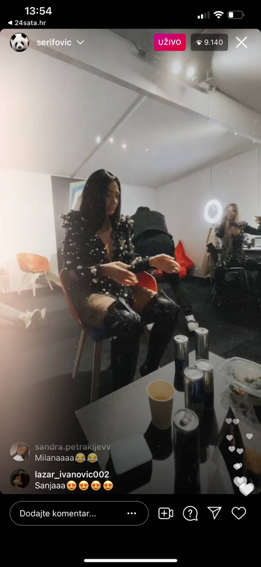 Šerifović spojila Karleušu u live prijenos s Uragankama:'Budalo, gola sam! Što me ovako zezaš'