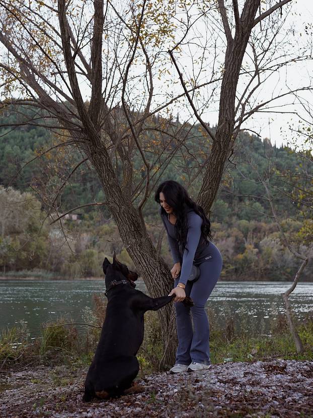 FOTO Vatrena crnka Anamaria zapalila mreže: Pogledajte njezinu besprijekornu figuru