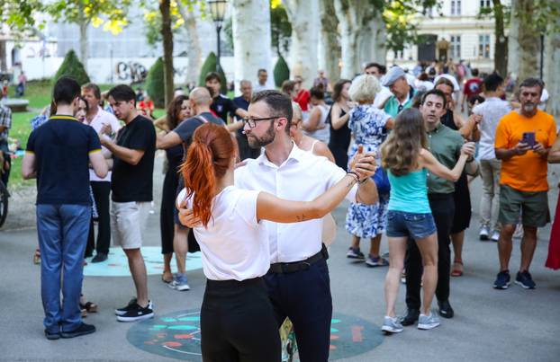 Zagreb: Brojni građani sudjelovali na pPlesnjaku na Zrinjevcu
