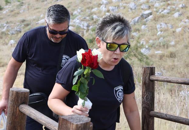 Na Kornatima obilježena 19. godišnjica tragedije u kojoj je poginulo 12 vatrogasaca