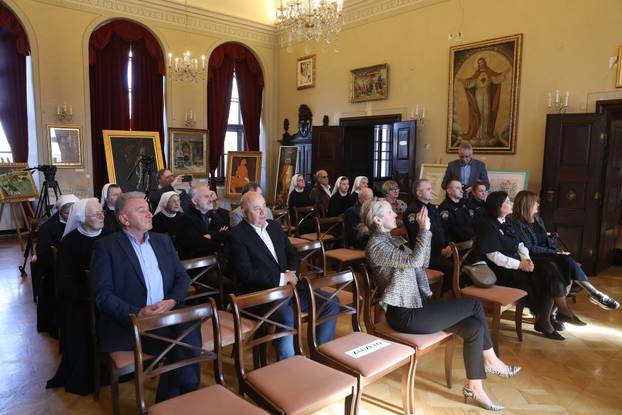 Zagreb: Otvorenje izložbe "Ljepota lažnog sjaja" - krivotvorenih umjetnina iz fundusa Muzeja policije