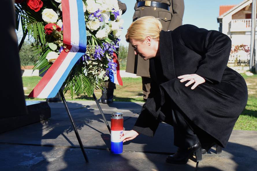 Predsjednica stigla u čizmama kakve su nosili hrabri branitelji