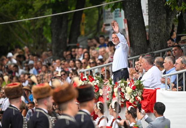 Visoki uzvanici na 307. Sinjskoj alci