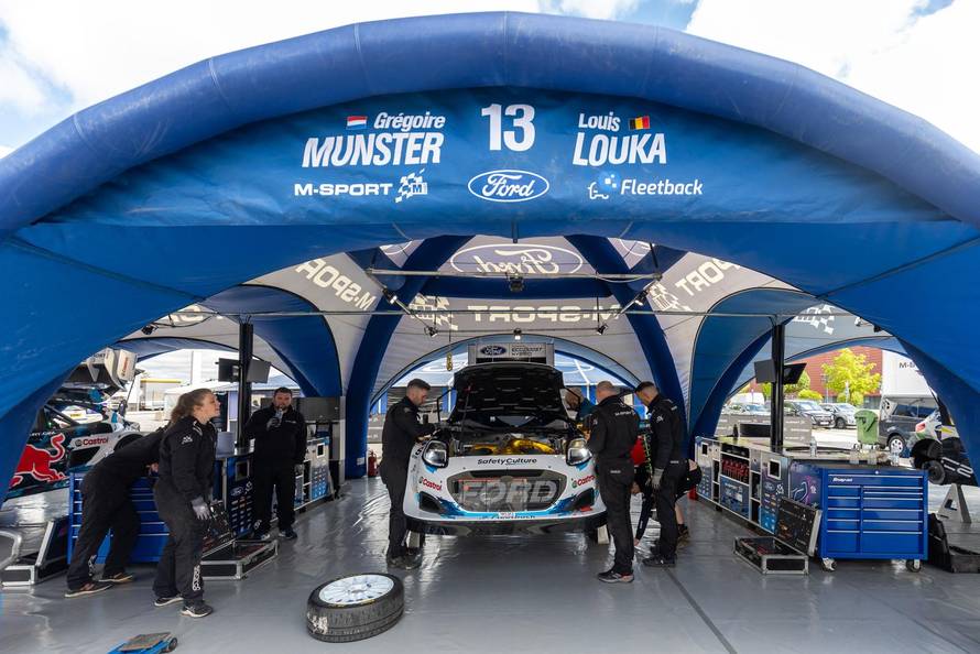 Zagreb: Pripreme i postavljanje servisnog parka uoči WRC Croatia Rallyja 2024. 