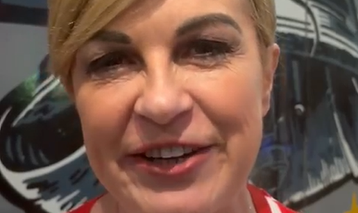 VIDEO Kolinda Grabar Kitarovi&cacute; do&scaron;la podr&zcaron;ati 'vatrene': 'De&ccaron;ki nemojte pokleknuti, super ste'