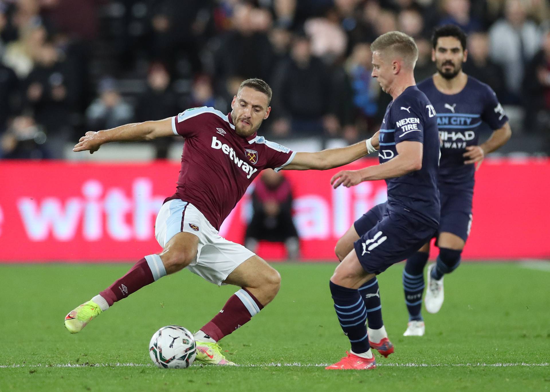 Carabao Cup - Round of 16 - West Ham United v Manchester City