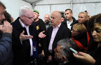 Josipović posjetio branitelje: 'Svi jednako volimo Hrvatsku'