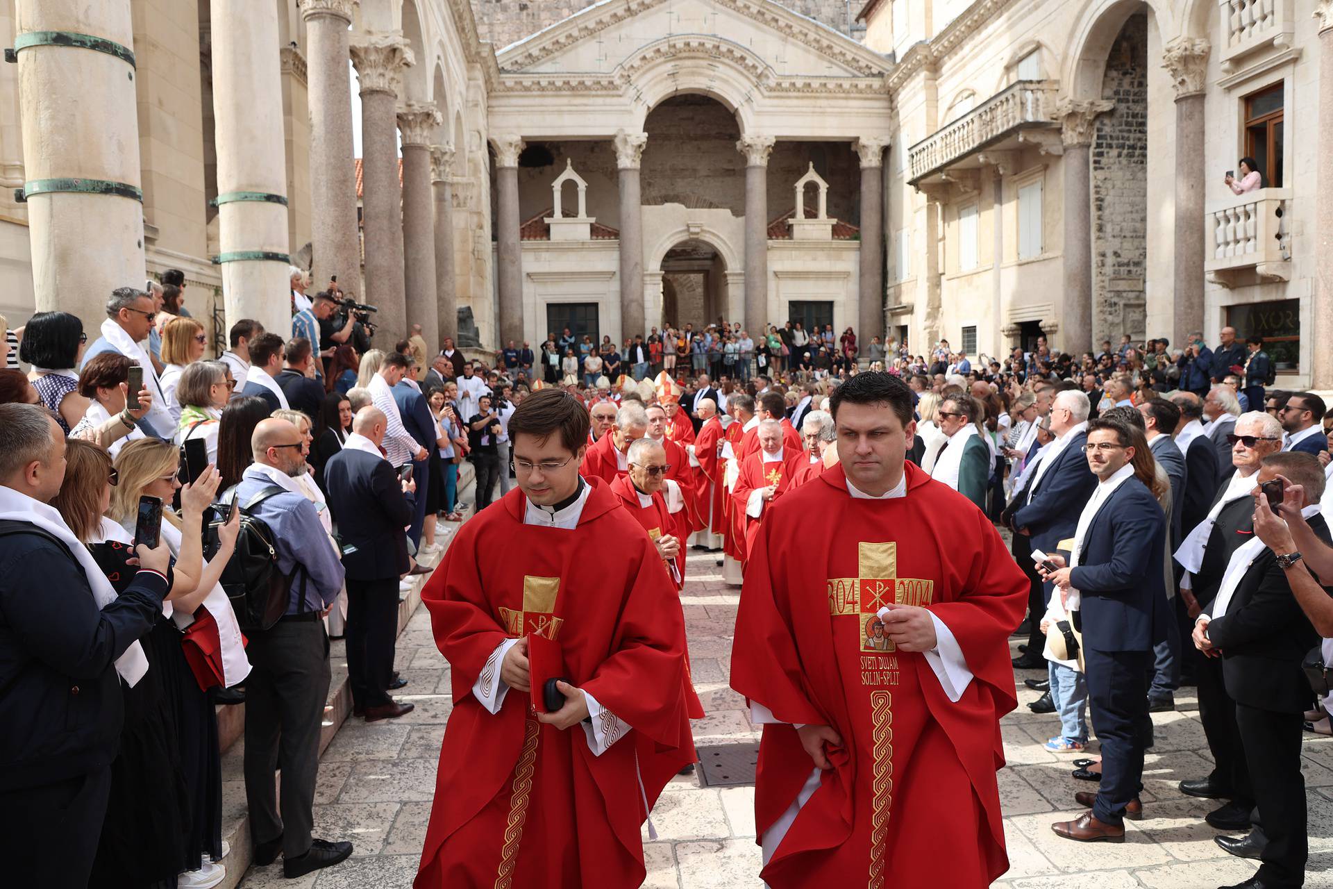 Split: Svečana procesija i sveta misa u čast sv. Duje