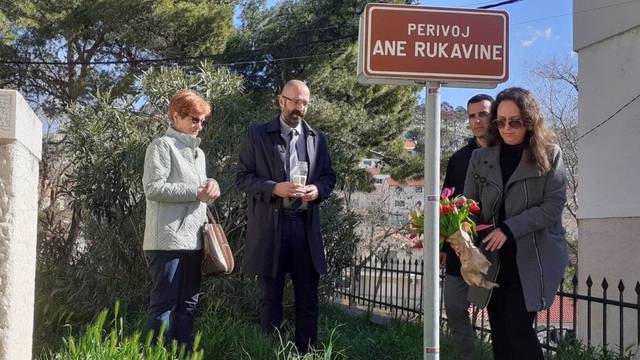 Ana Rukavina danas bi imala 46 godina: U Šibeniku u njeno ime zapalili svijeću i položili cvijeće