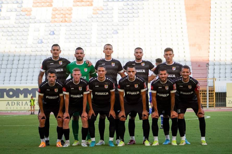 Utakmica iza slabo zatvorenih vrata: Što ćete, pobijedili su Hajduk i to im je velika vijest