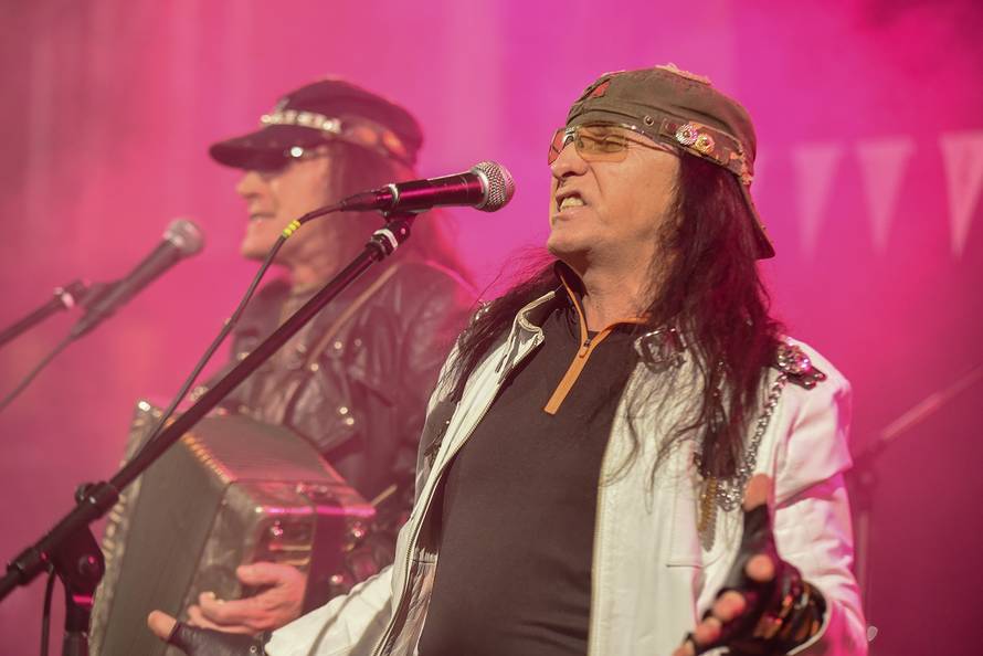 Braća Bilandžić : 'Ludi smo za sviranjem, naša glazba liječi'