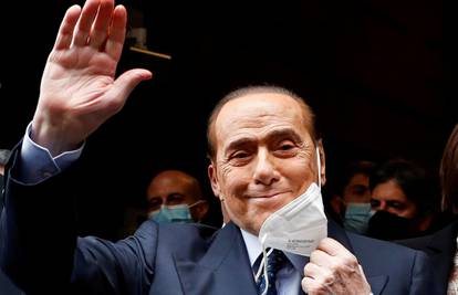 Zbog posljedica Covida: Silvio Berlusconi je ponovo  u bolnici