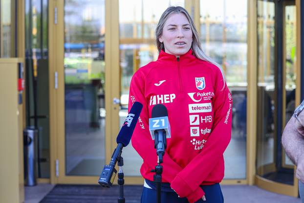 Okupljanje hrvatske ženske rukometne reprezentacije u sklopu završnice kvalifikacija za Europsko prvenstvo