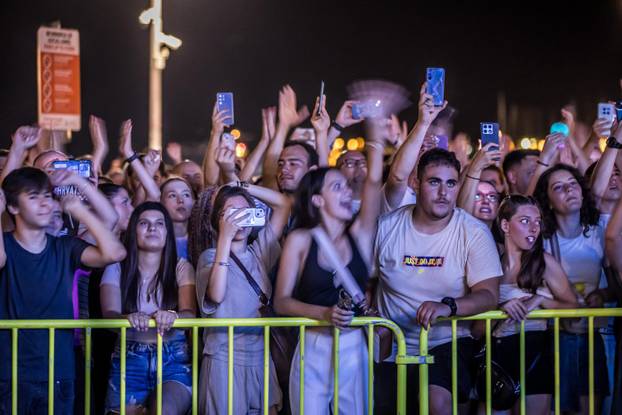 Split: Koncert Prljavog Kazališta na Splitskoj Rivi povodom Dana Domovinske Zahvalnosti