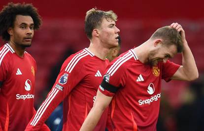 VIDEO Crystal Palace produbio krizu Uniteda i slavio usred Old Trafforda! Mateta zabio dvaput