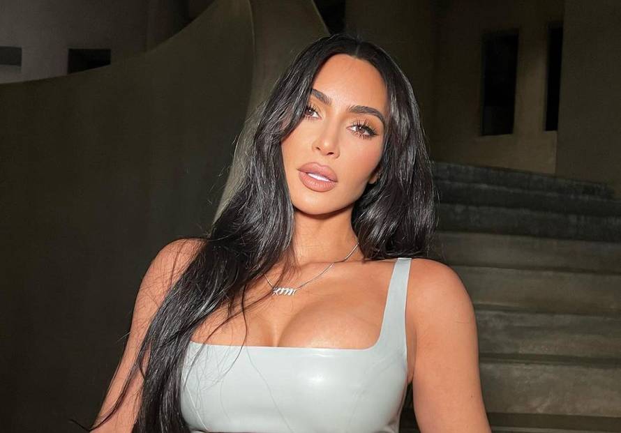 Kim Kardashian na meti kritika zbog suradnje s Balenciagom: 'Novac joj je jedino bitan očito!'