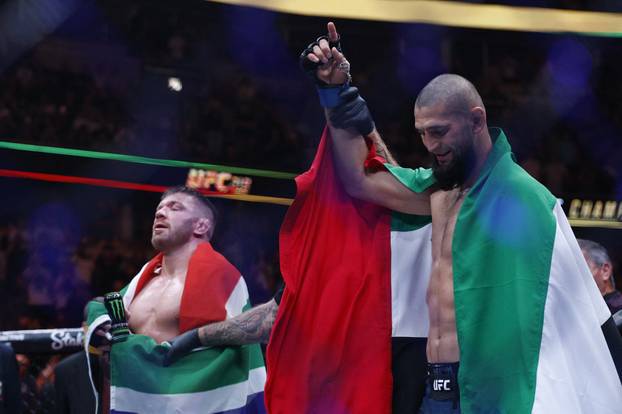 MMA: UFC 319 - Du Plessis vs Chimaev