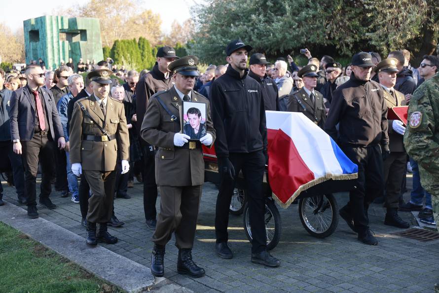 Vukovar:  Posljednji ispraćaj  Jean-Michela Nicoliera