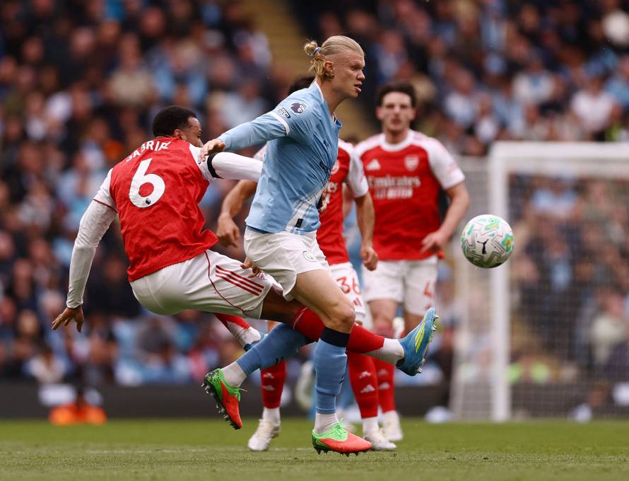 Premier League - Manchester City v Arsenal
