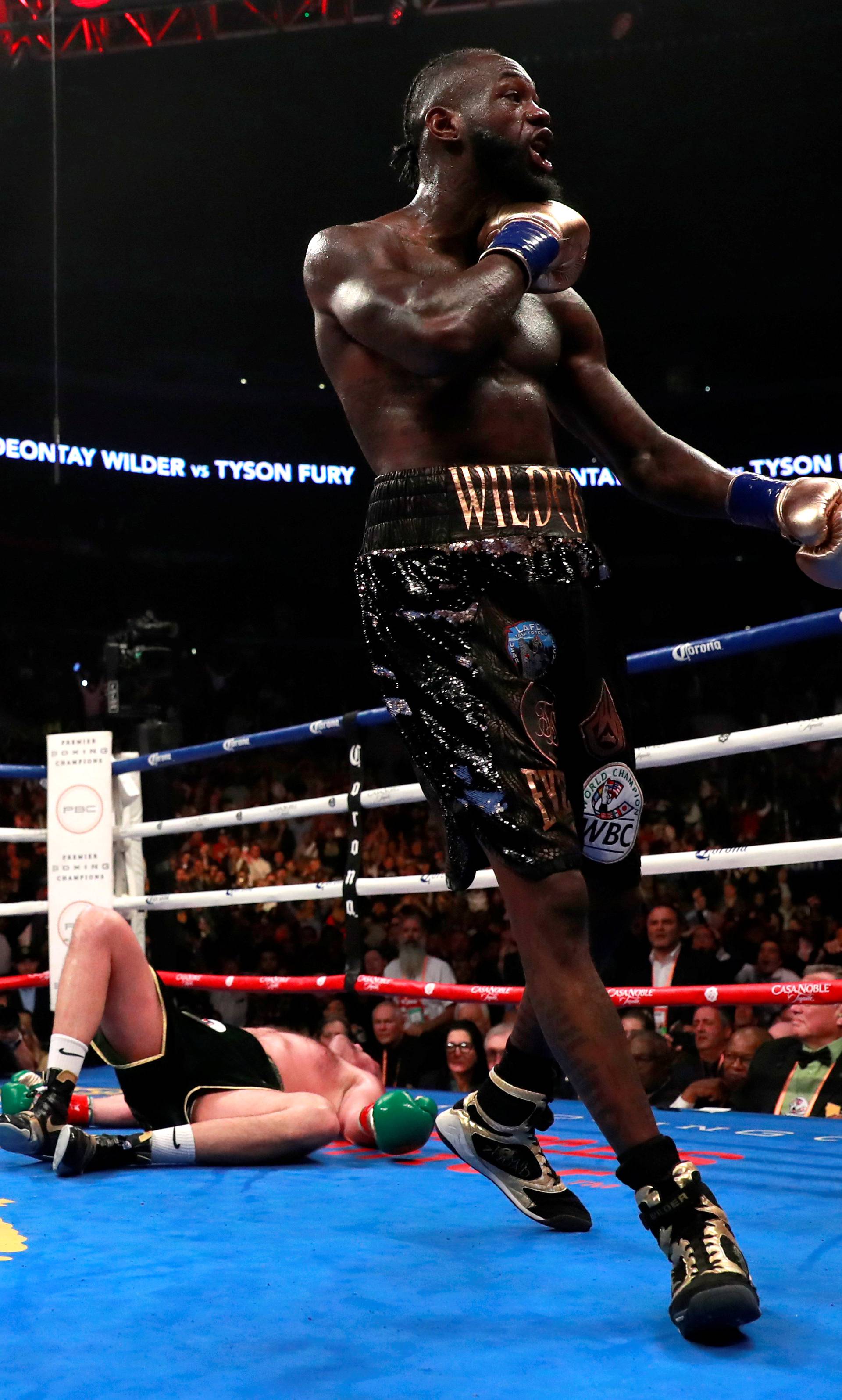 Deontay Wilder v Tyson Fury - WBC World Heavyweight Title