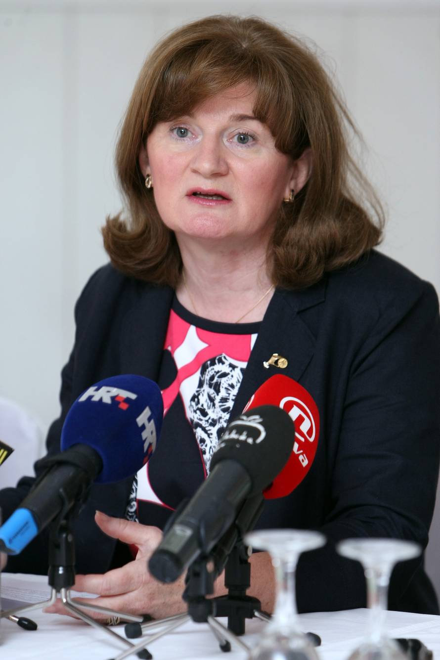 Plati ili krepaj: Dio liječnika i sestara neće odbijati pacijente