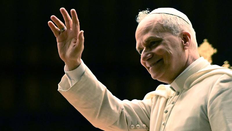 Papež Lav XIV. v Medžugorju pozval mlade, naj izberejo srečanje namesto algoritmov umetne inteligence