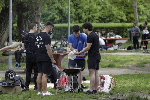 KVIZ Provjerite svoje znanje o praznicima koji nam se bliže!