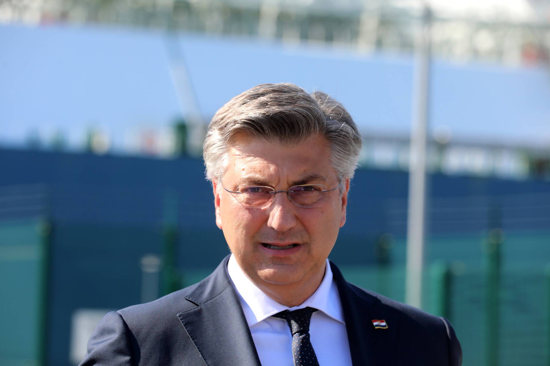 Omišalj: Premijer Plenković i ministar Butković u LNG terminalu