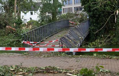 Čovjek poginuo u tornadu u Nizozemskoj: Štete su velike u više ulica, deset je ozlijeđenih