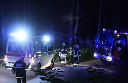 VIDEO Vozačica autom sletjela u kanal kod Ludbrega. Prevezena u bolnicu, došli su i vatrogasci