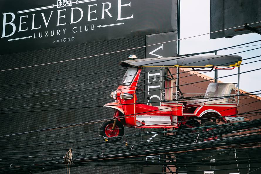 Phuket, Tajland: Od cjenkanja do masaže sa 'sretnim krajem'