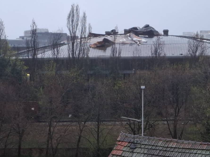 OZLIJEĐENI VATROGASCI  Učenici ostaju u domu na Sljemenu