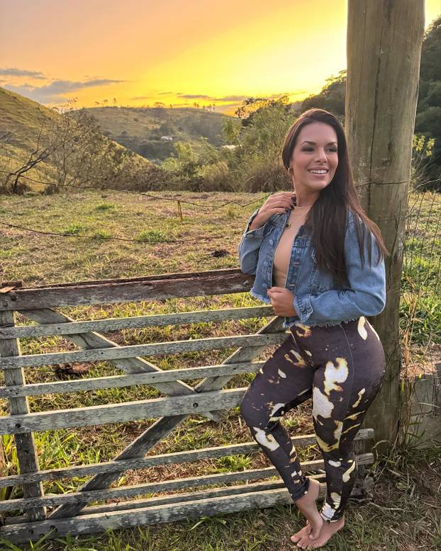 FOTO Nadal ju je gutao očima u Brazilu. Gdje je ova hostesa 11 godina poslije i kako izgleda?