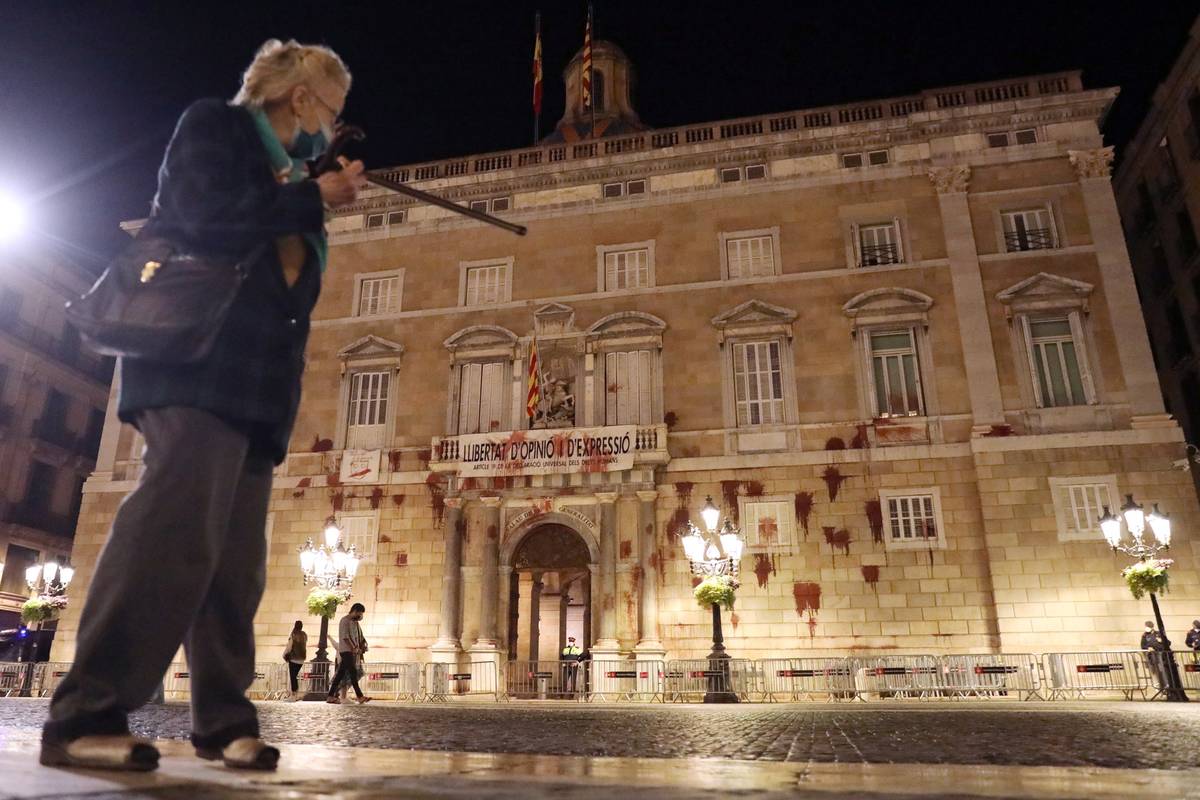 Bez poljubaca i zagrljaja, ova europska zemlja dočekat će blagdane kao nikada do sad